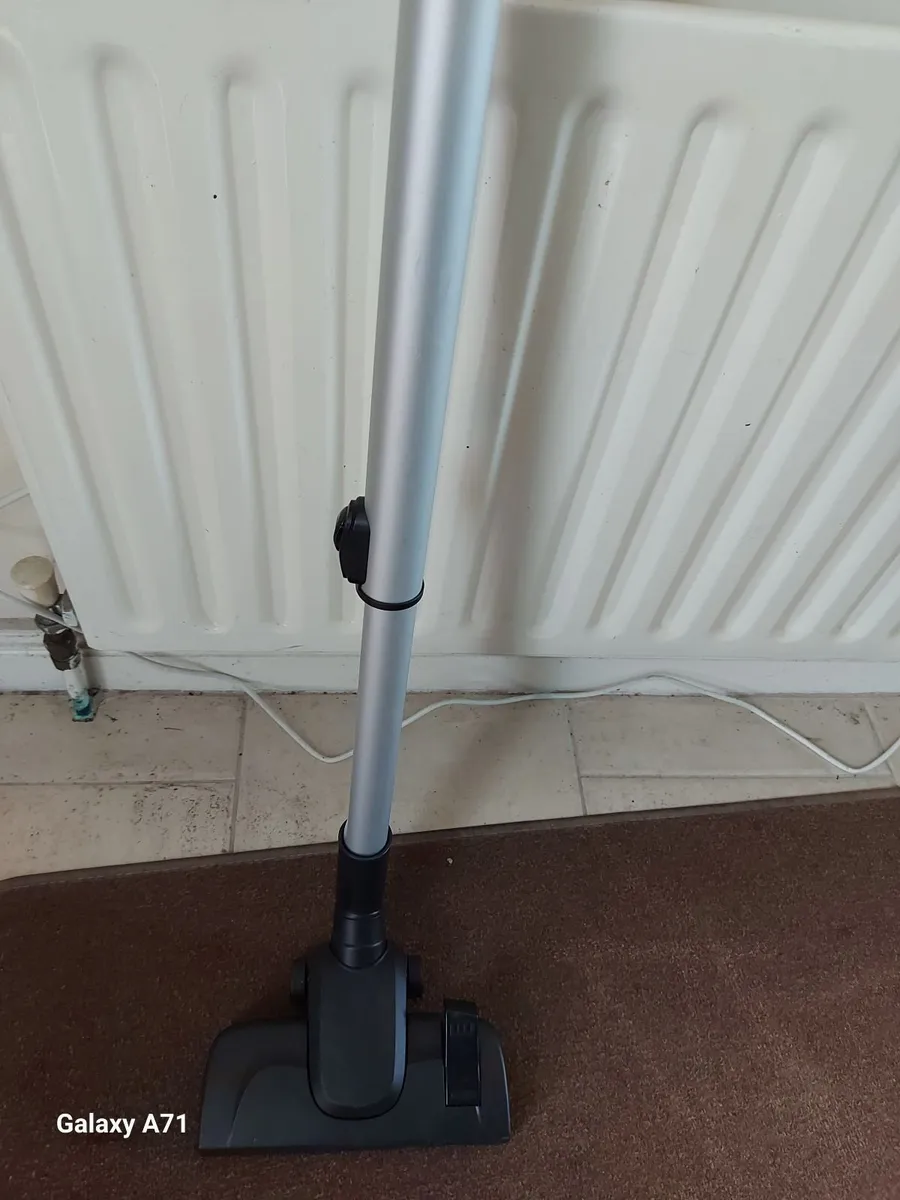 BELDRAY Corded Vertical Vacuum Cleaner BEL0769NHS - Image 4