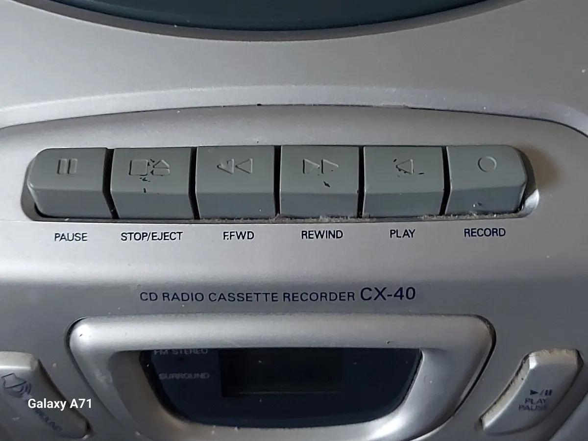 Hitachi Portable Stereo Boombox, Model CX-40E - Image 2