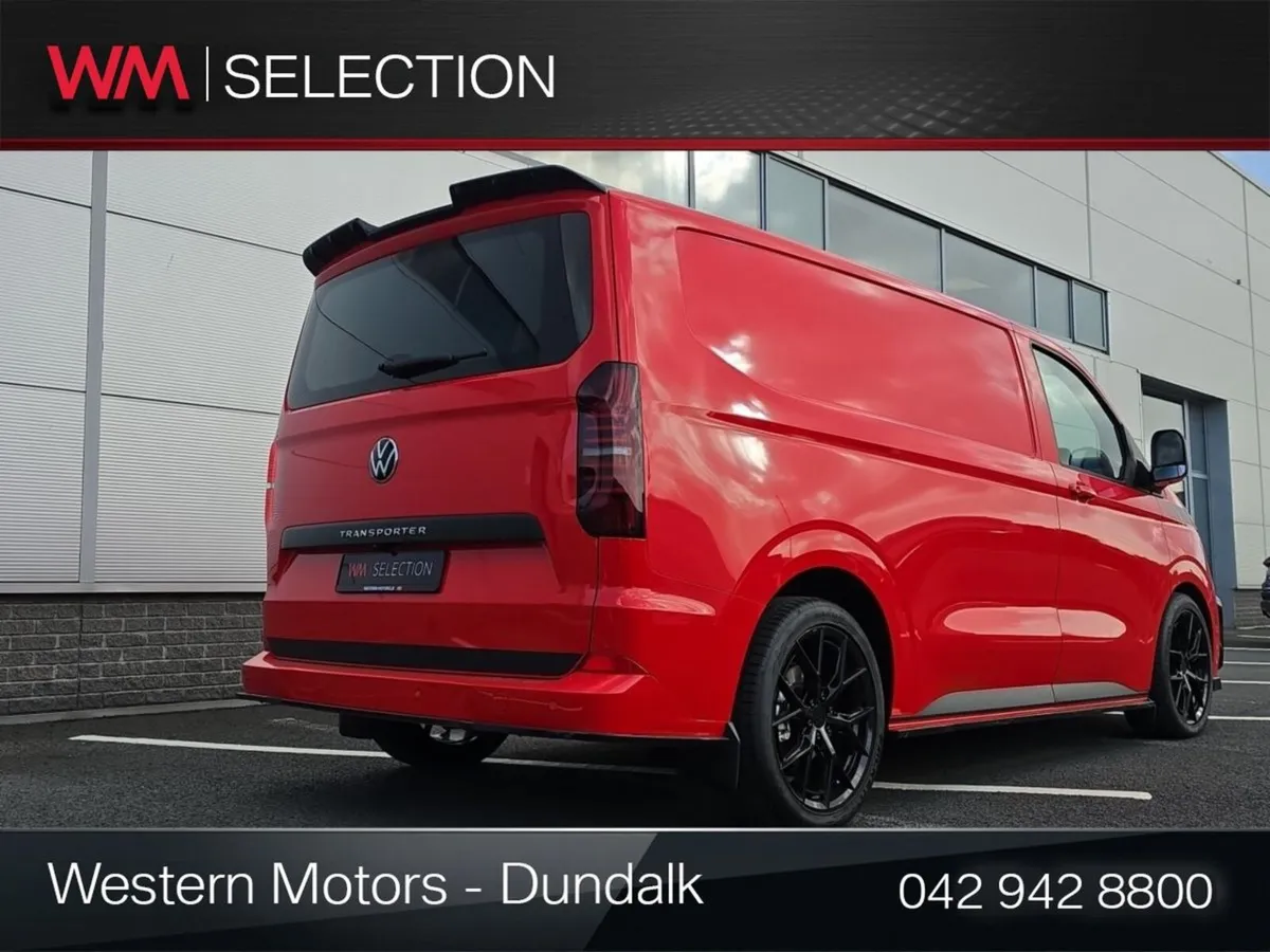 Volkswagen Transporter SPORTS EDITION 150BHP AUTO - Image 4