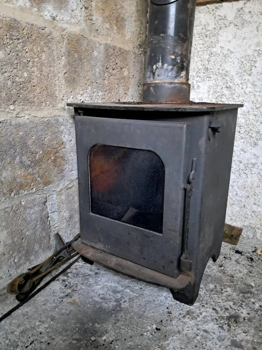 Solid fuel stove - Image 4