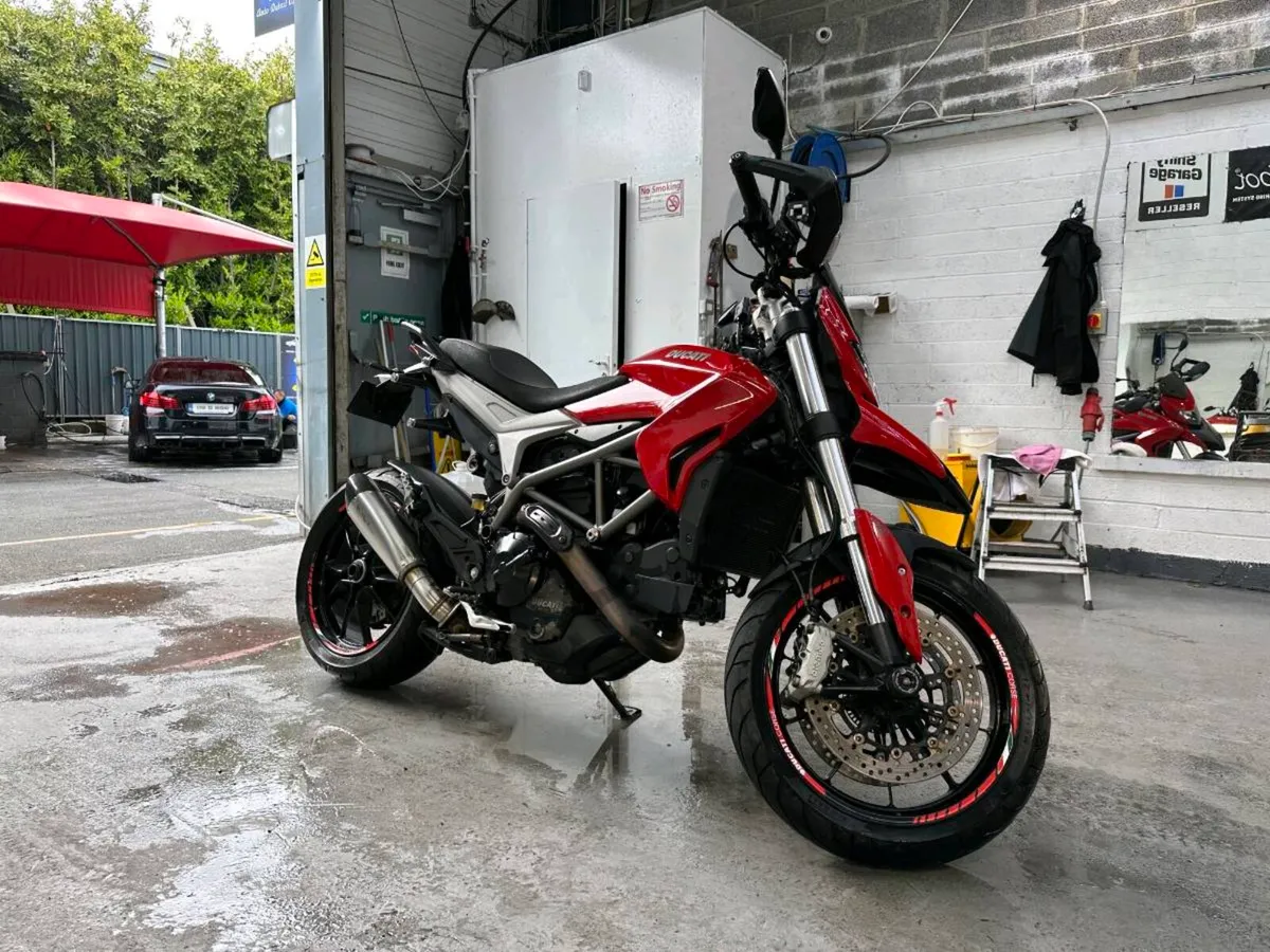 DUCATI Hyperstrada 2013 - Image 1
