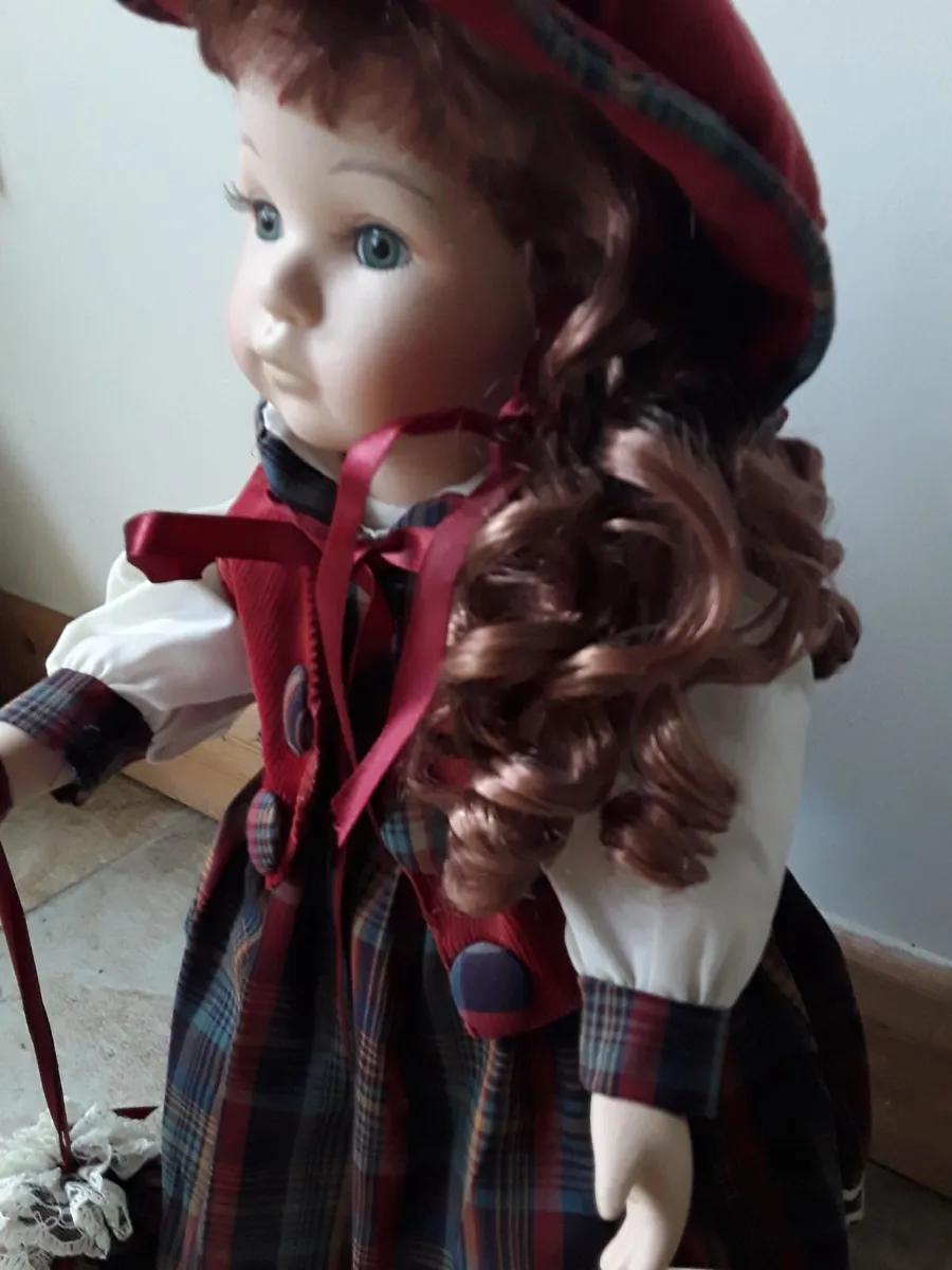 New beautiful doll from the Leonardo Collection - Image 1