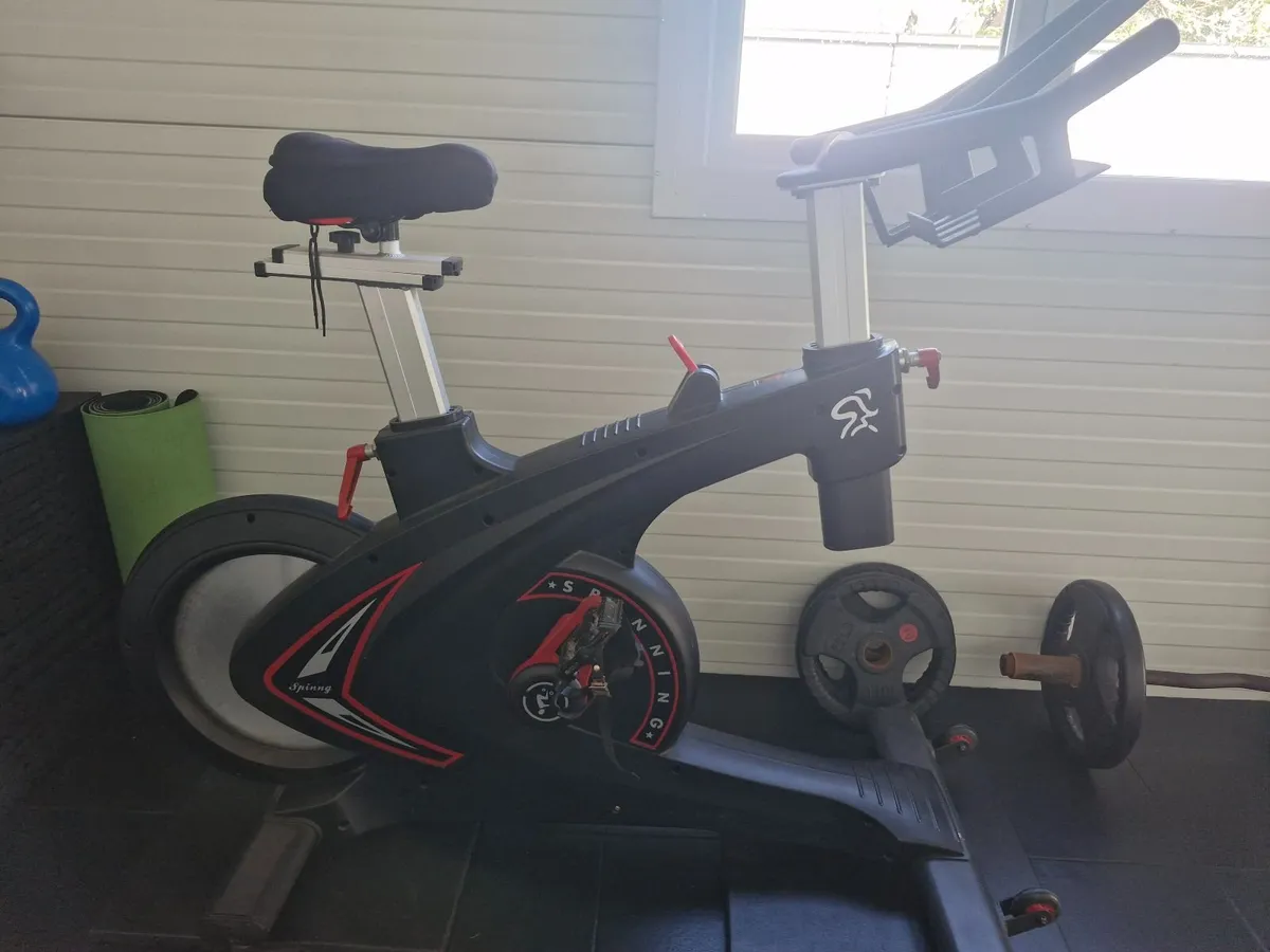 Gym Spinning Bike - Image 3