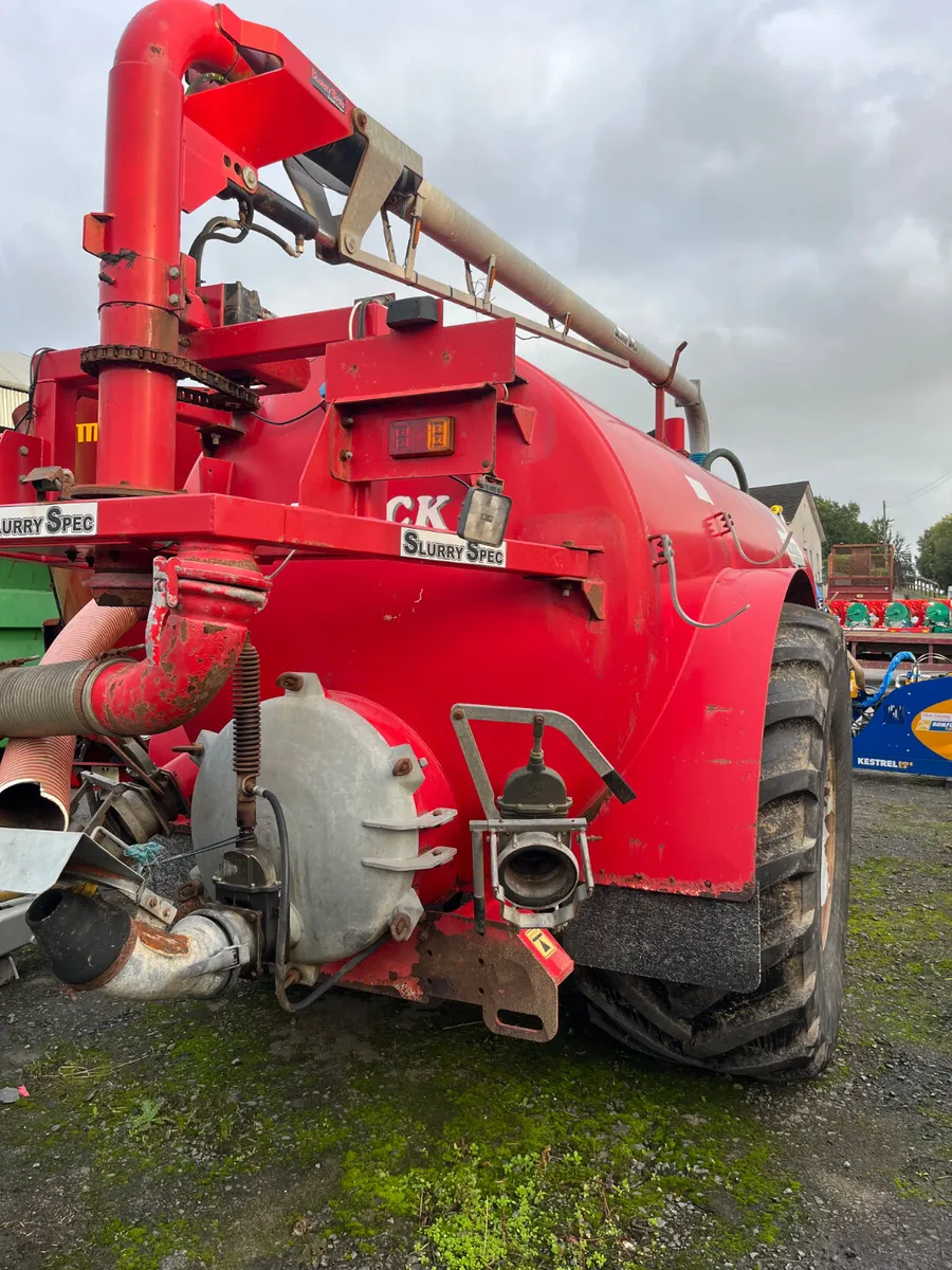 Used 2500Gal Redrock Tanker - Image 3