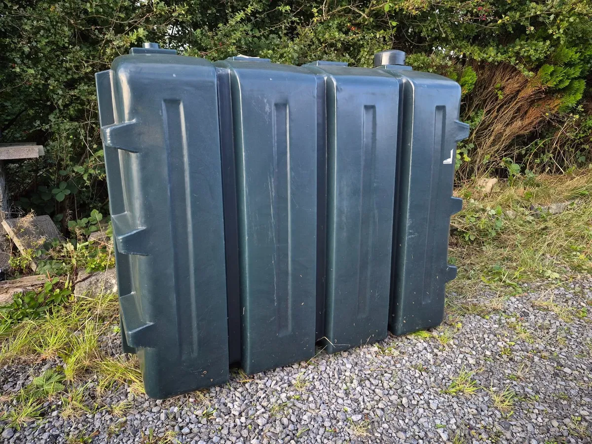 Oil tank 950 litres - Image 3