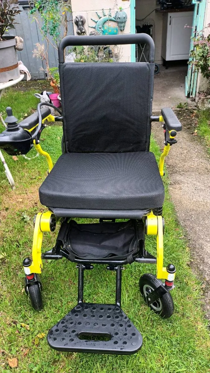 Electric wheelchair - Image 2