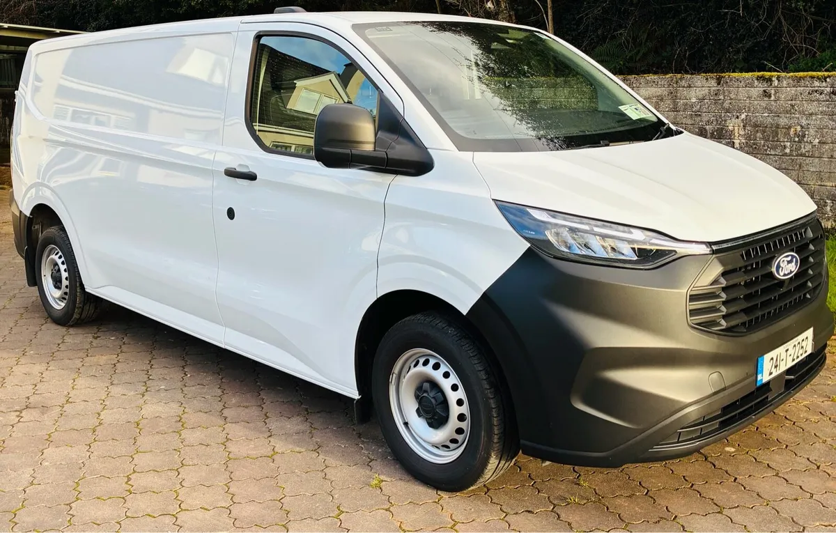 2024 Ford Transit Custom 300 Leader LWB 110PS - Image 2