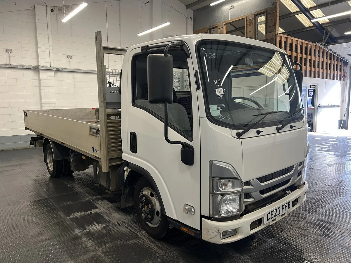 2023 Isuzu Grafter Dropside Van - Image 1