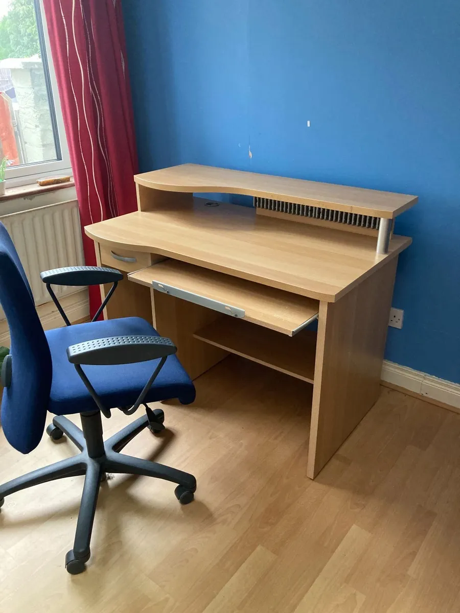 office furniture - Image 1