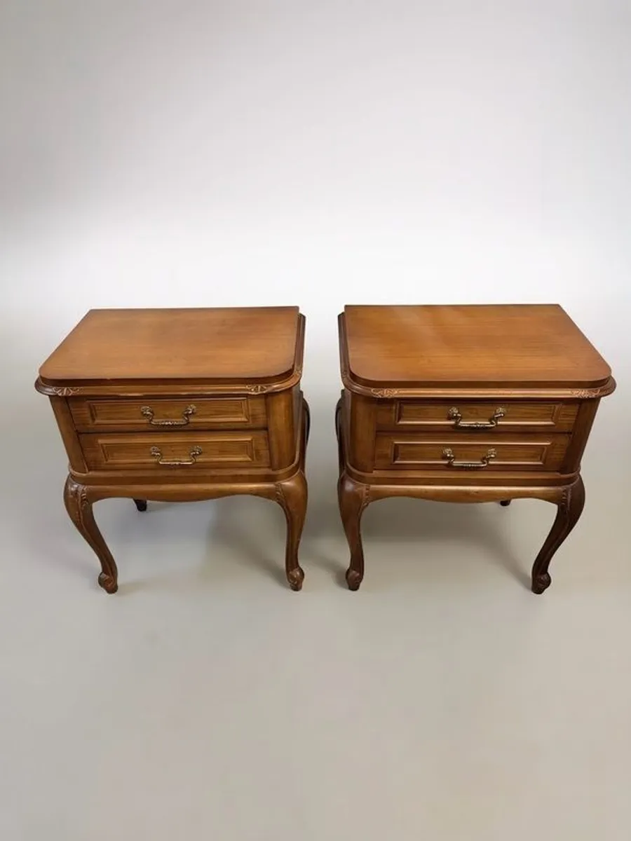 Pair of Vintage French Carved Bedside Tables - Image 2