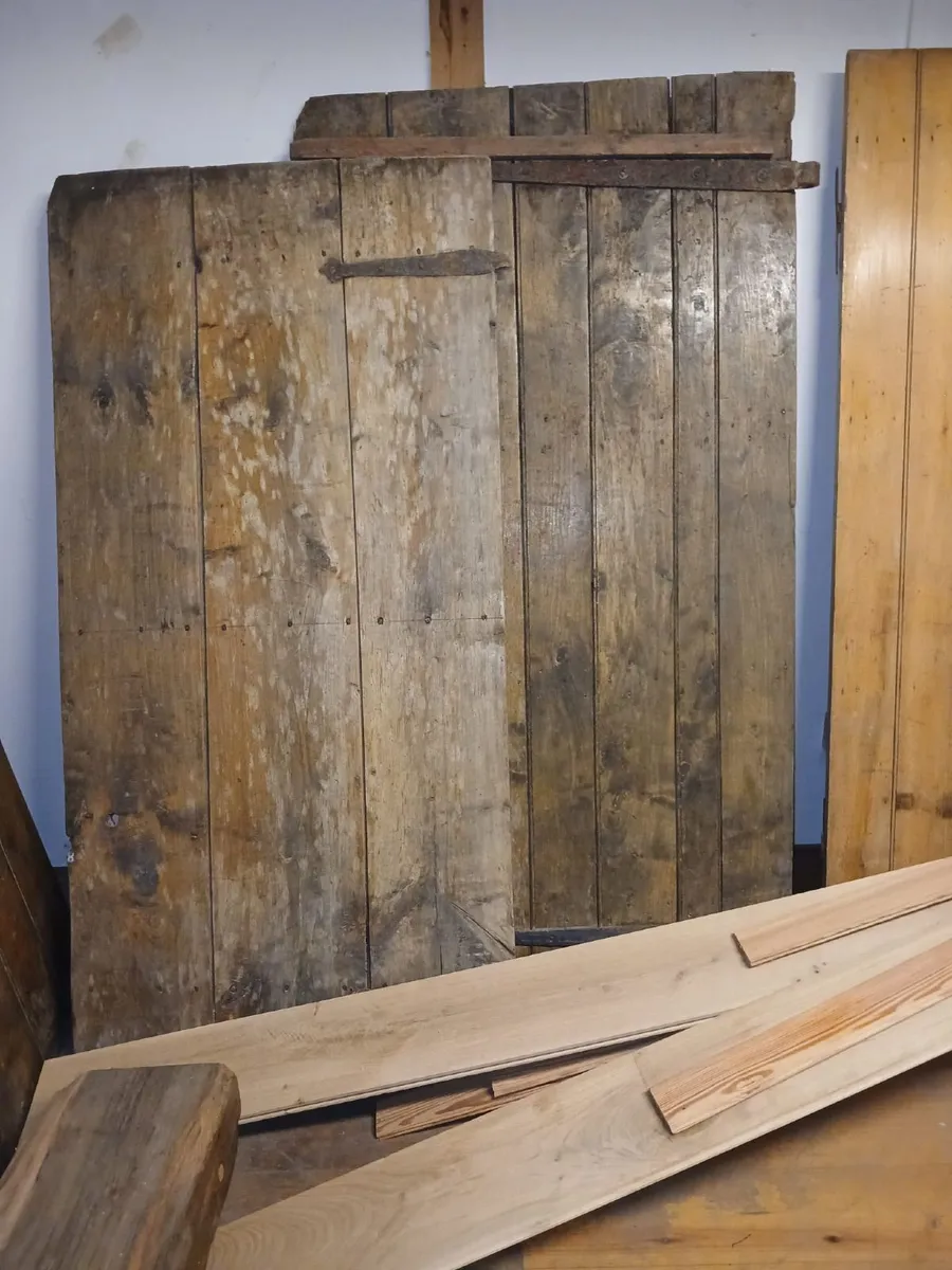 Description 🚪 AN EXCEPTIONAL RANGE OF RECLAIMED D - Image 4