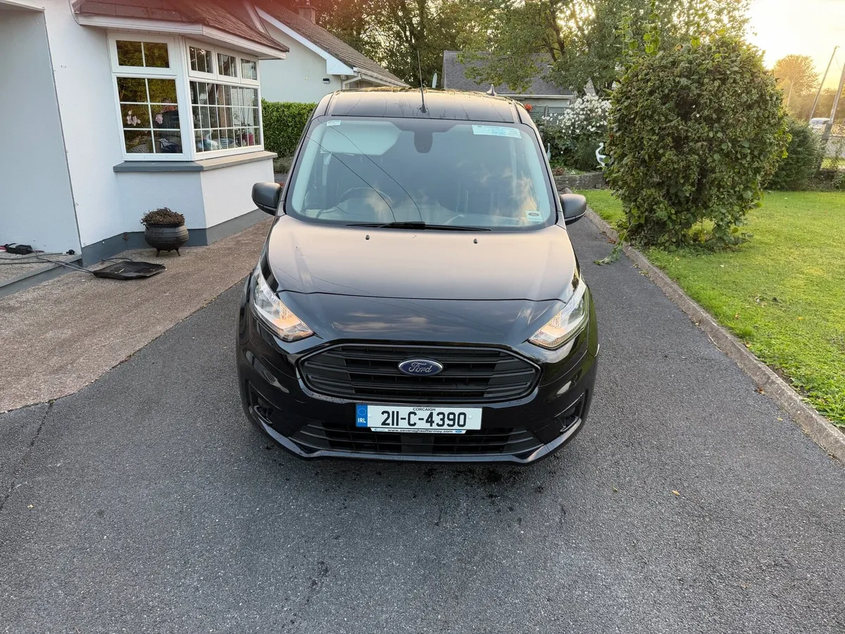 2021 Ford Transit Connect LWB Trend 1.5td120 - Image 3