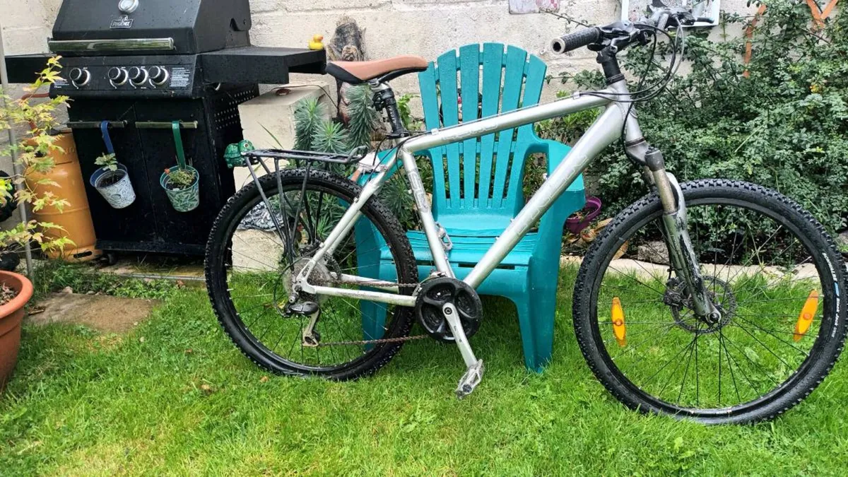 Treks 4500 bike - Image 1