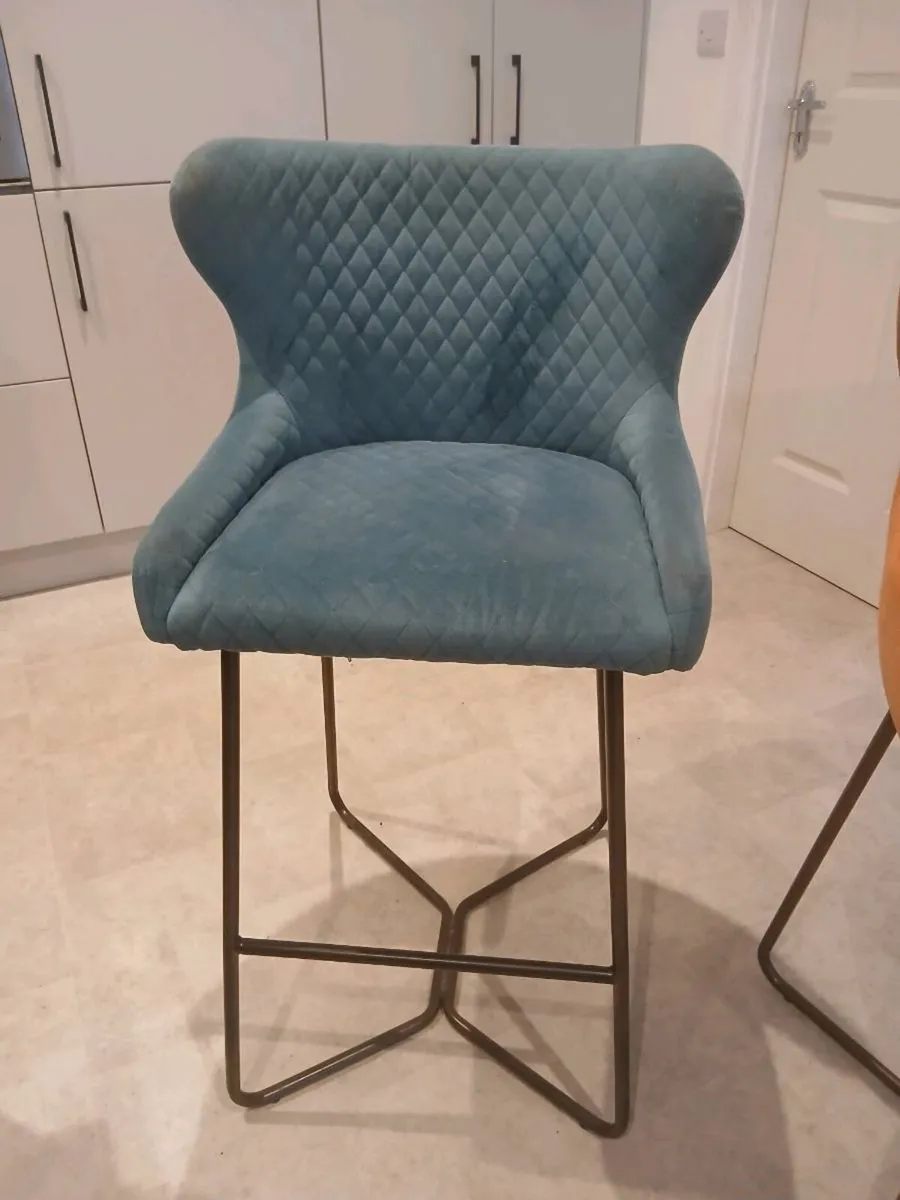 3 kitchen/island stools - Image 3