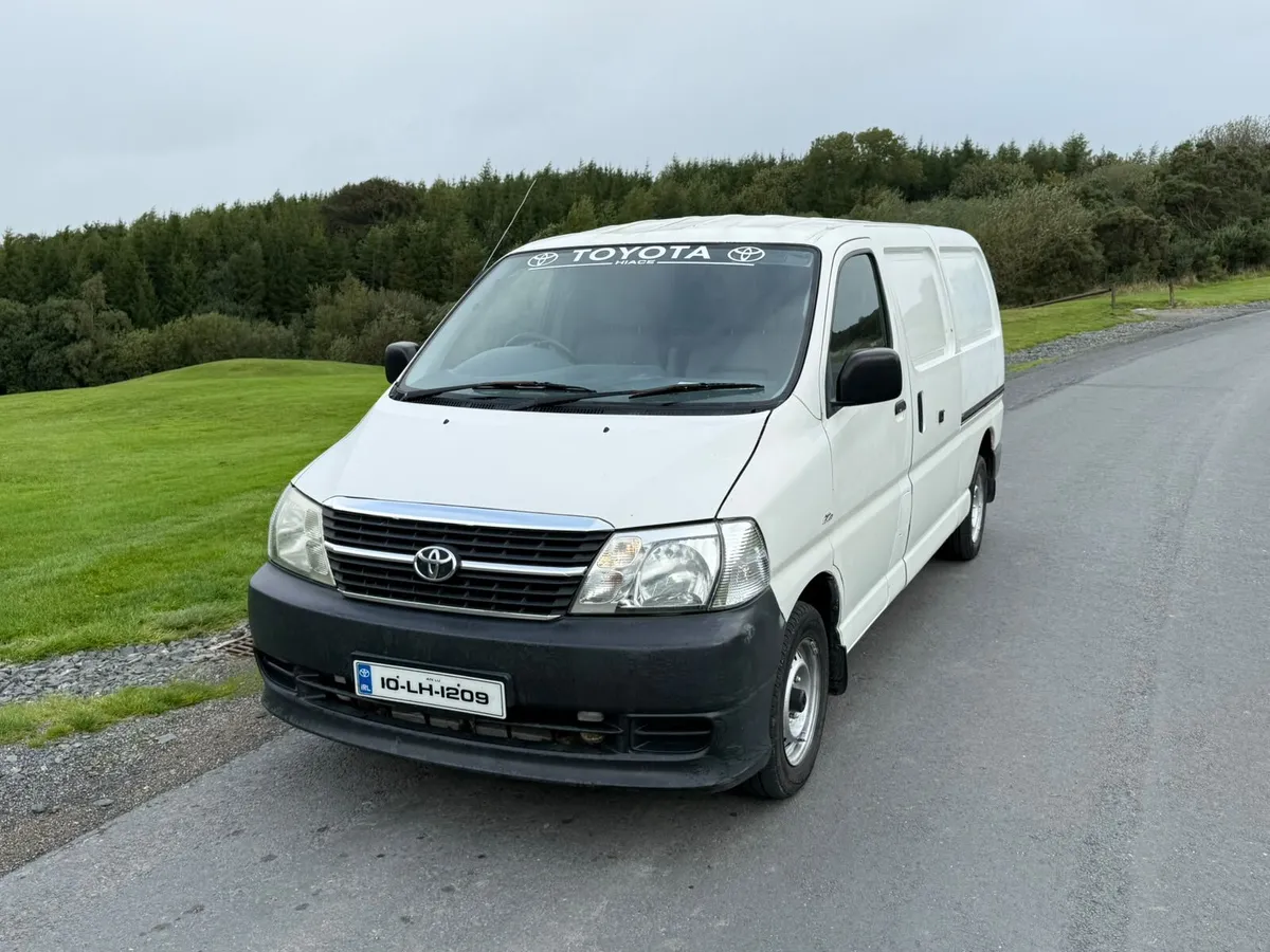 2010 hiace full years cvrt - Image 2