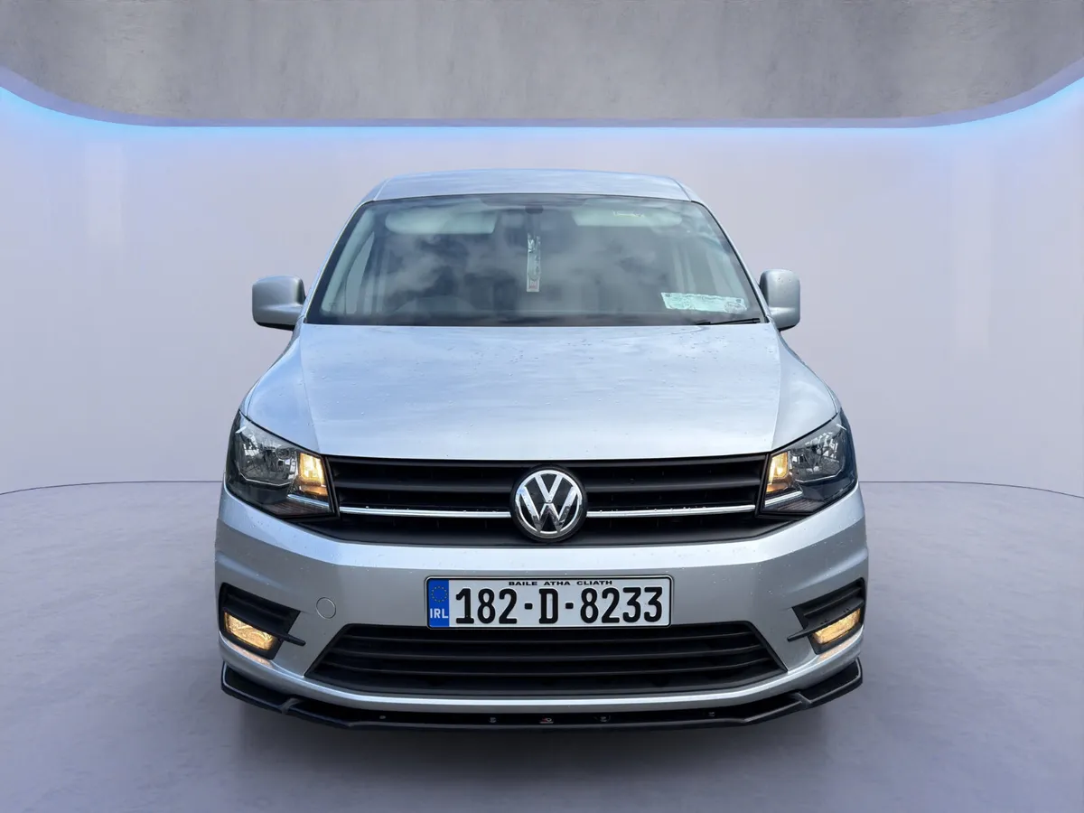 2018 Volkswagen Caddy Highline - Image 2