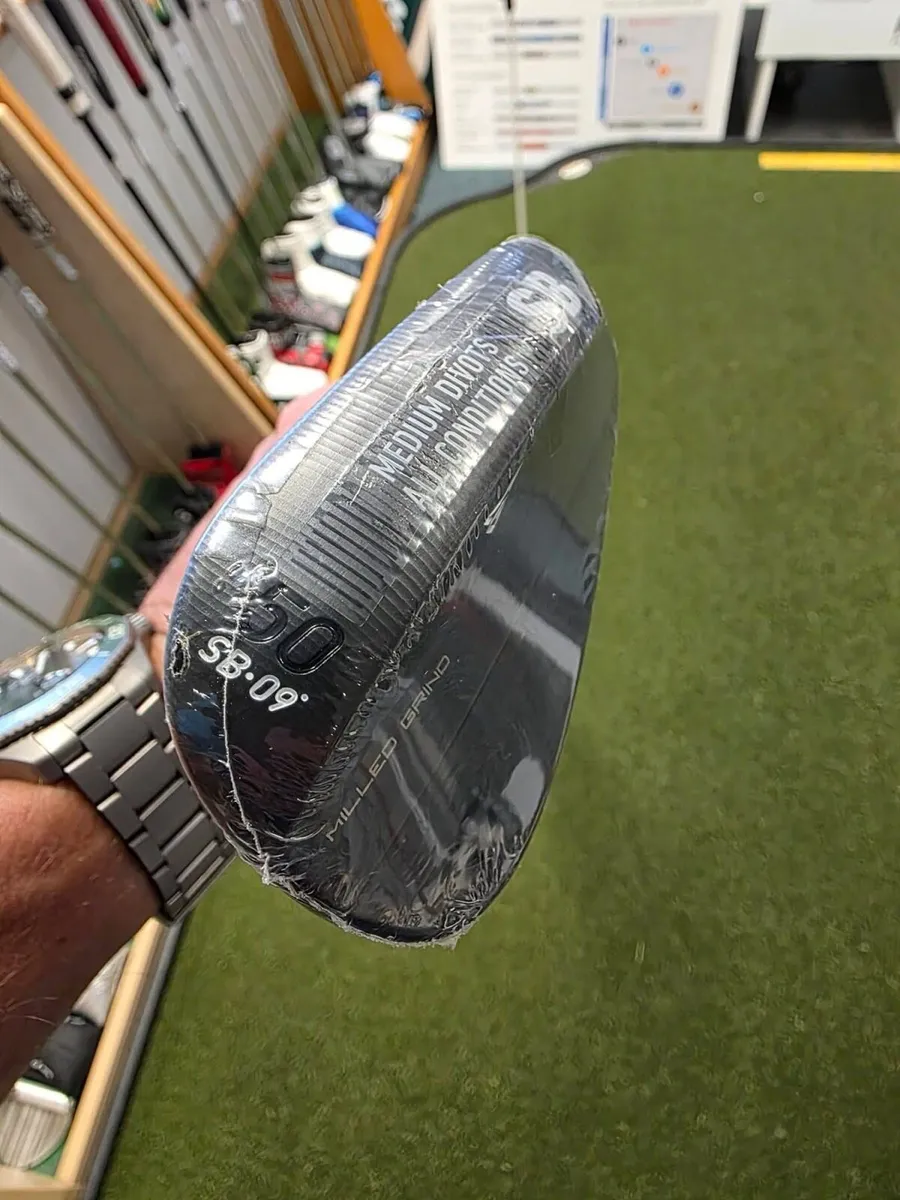 Brand New Taylormade Milled Grind 5 - Image 2