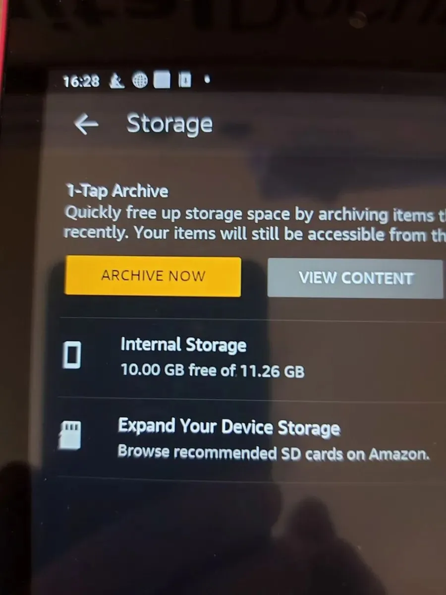 Amazon Fire Tablet HD 8 (8th Gen) 16GB, Red - Image 2