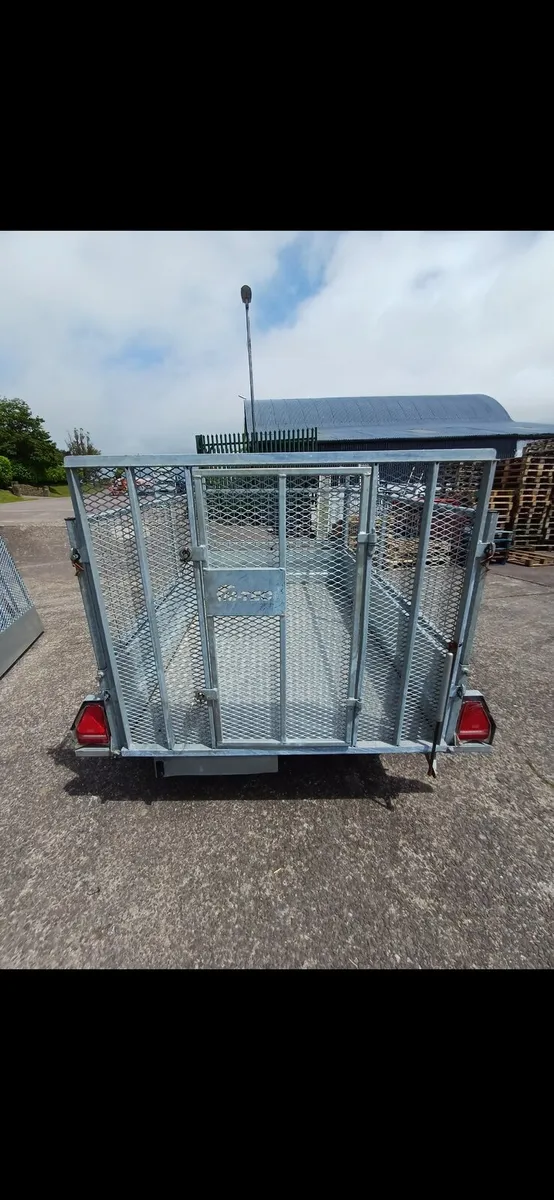 8x5 M-Tec Twin Axle Trailer - Image 4