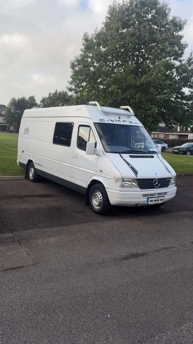 Camper for sale 1year tax 5250 - Image 1