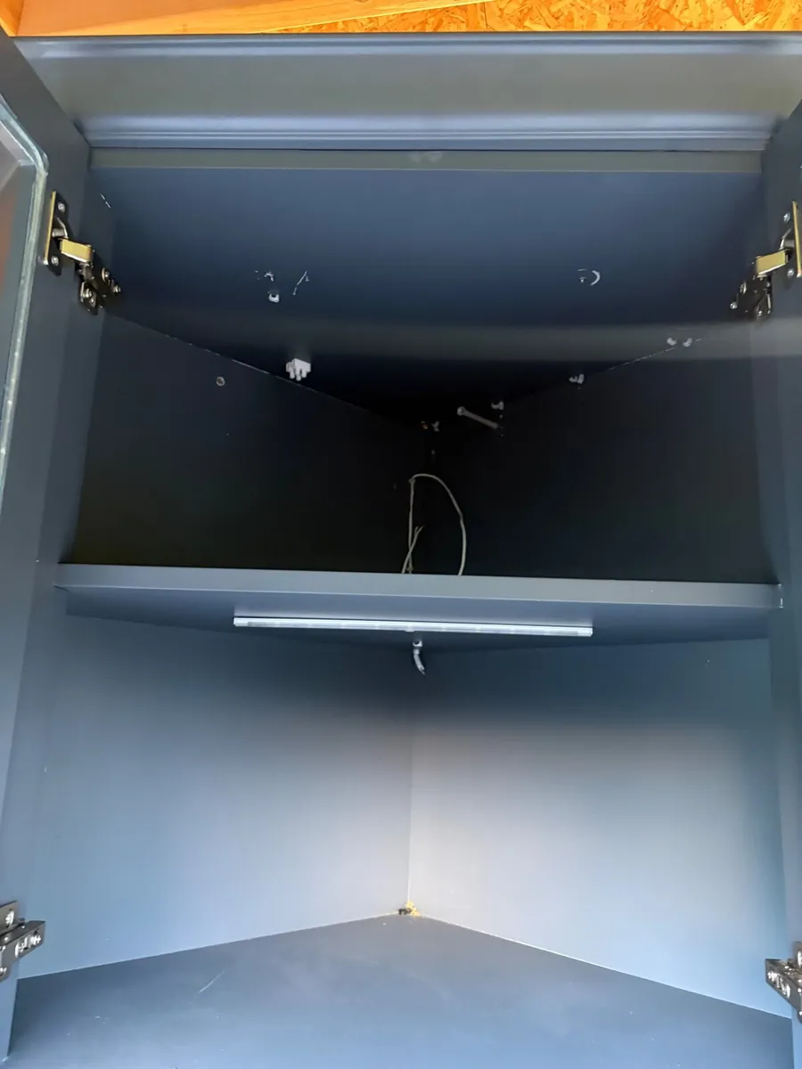 Kitchen Cabinet - Image 4
