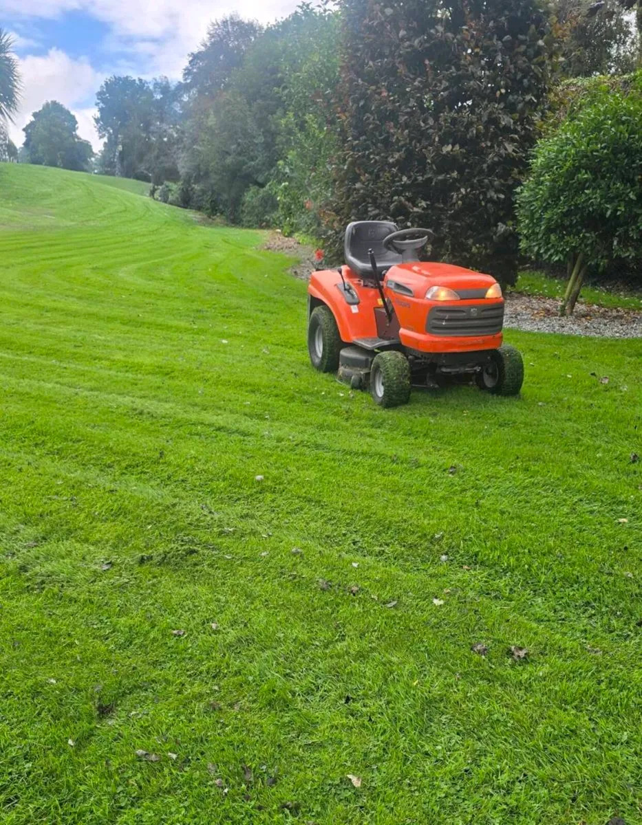 Husqvarna hydro tractor mower - Image 2