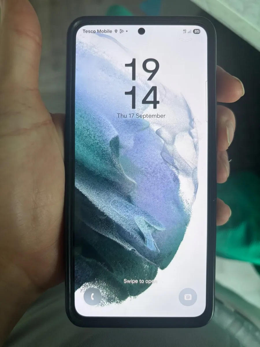 Samsung S24