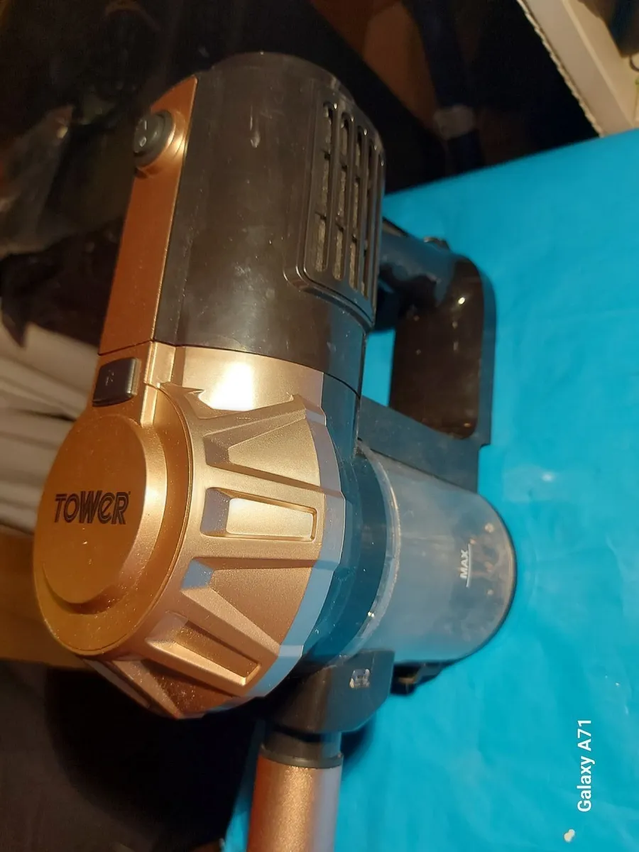 TOWER Vertical wired vacuum cleaner New condition - Image 3