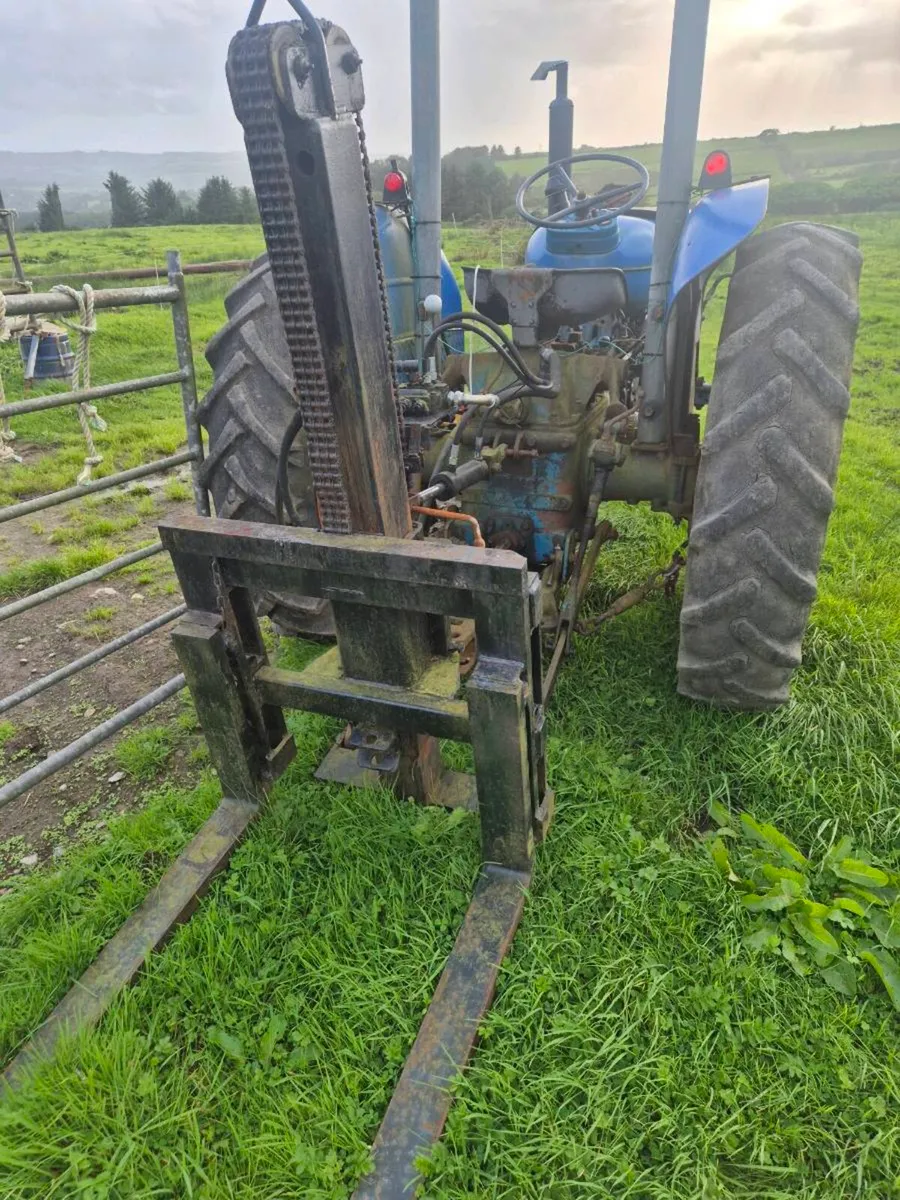Fordson major with cargo engine - Image 3