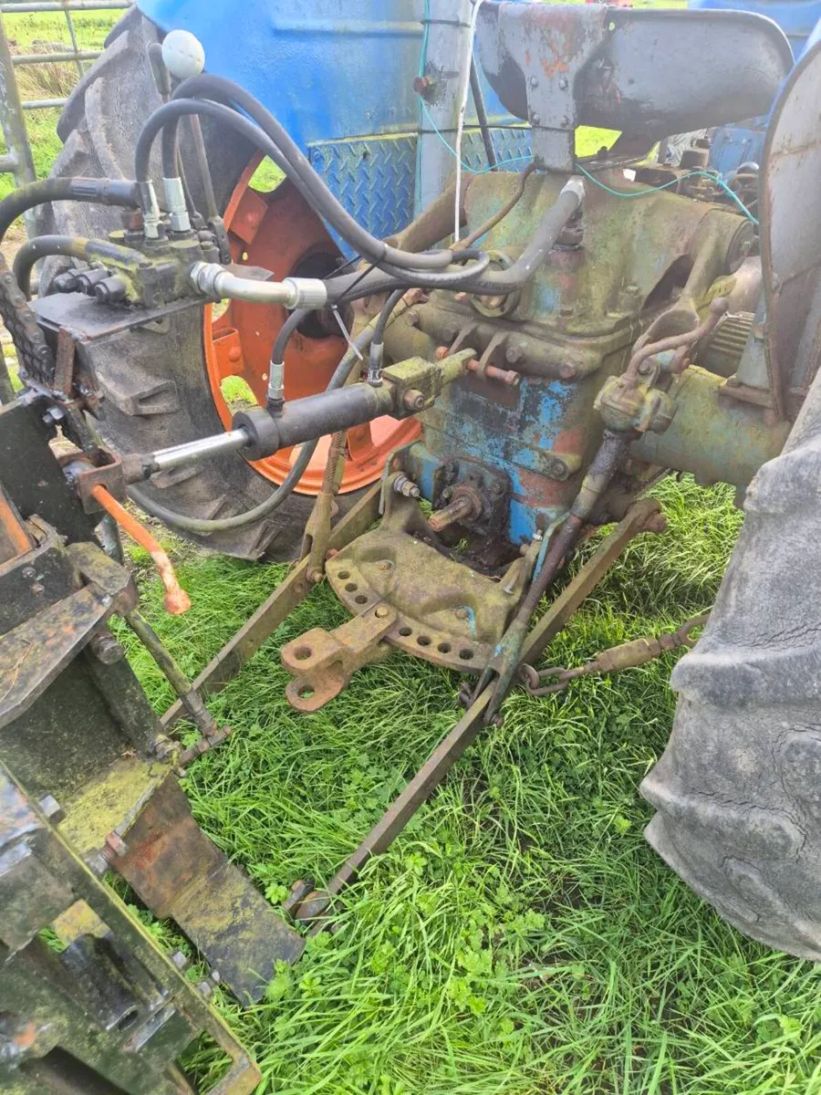 Fordson major with cargo engine - Image 4