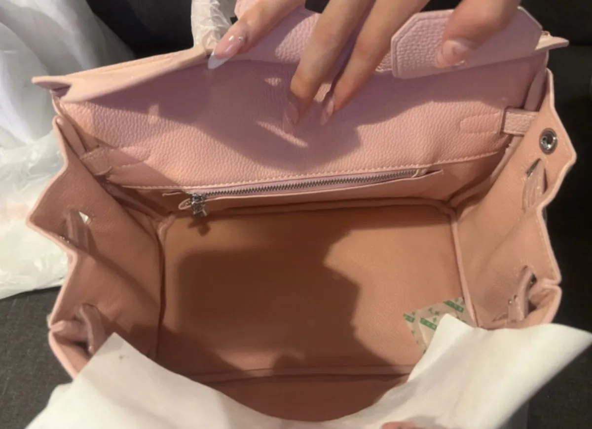 Luxury leather handbag - Image 2