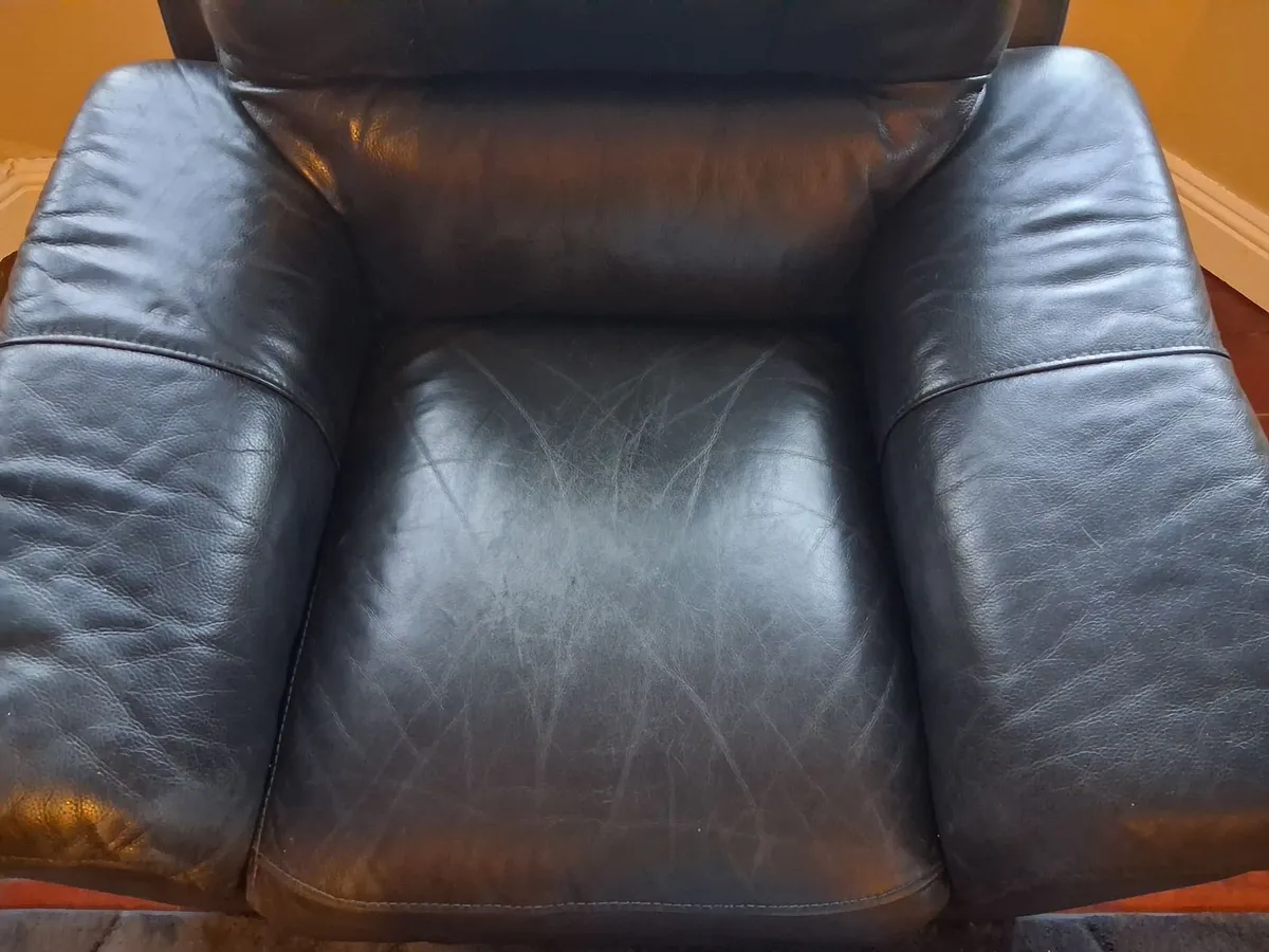 3 seater Couch and armchair - Image 2