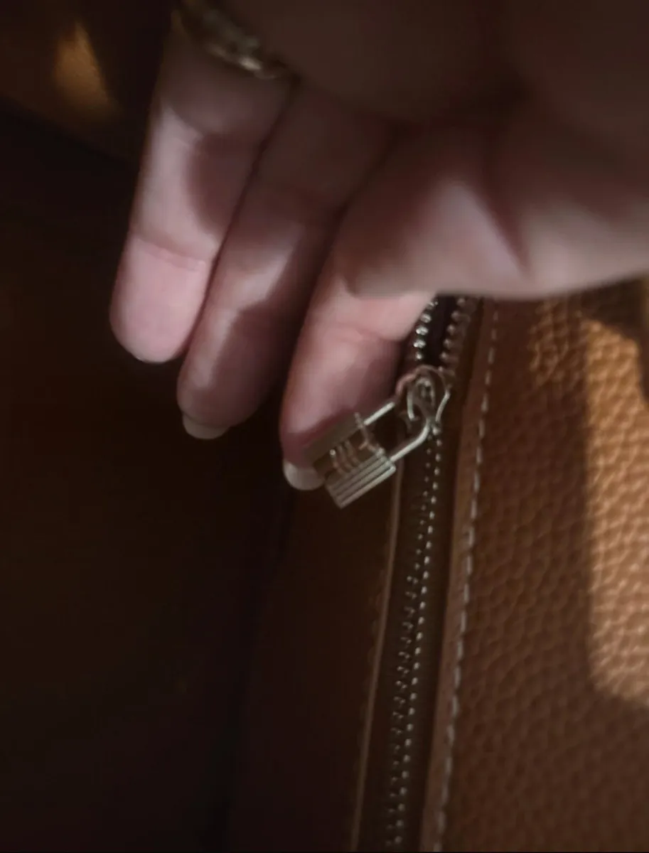 Leather hand bag - Image 4