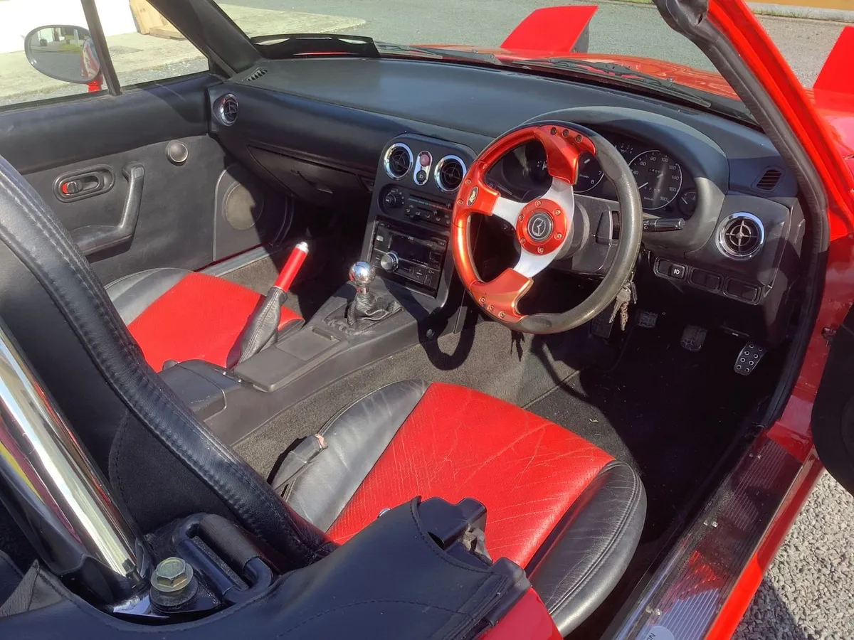 Mazda MX 5  1990 - Image 4