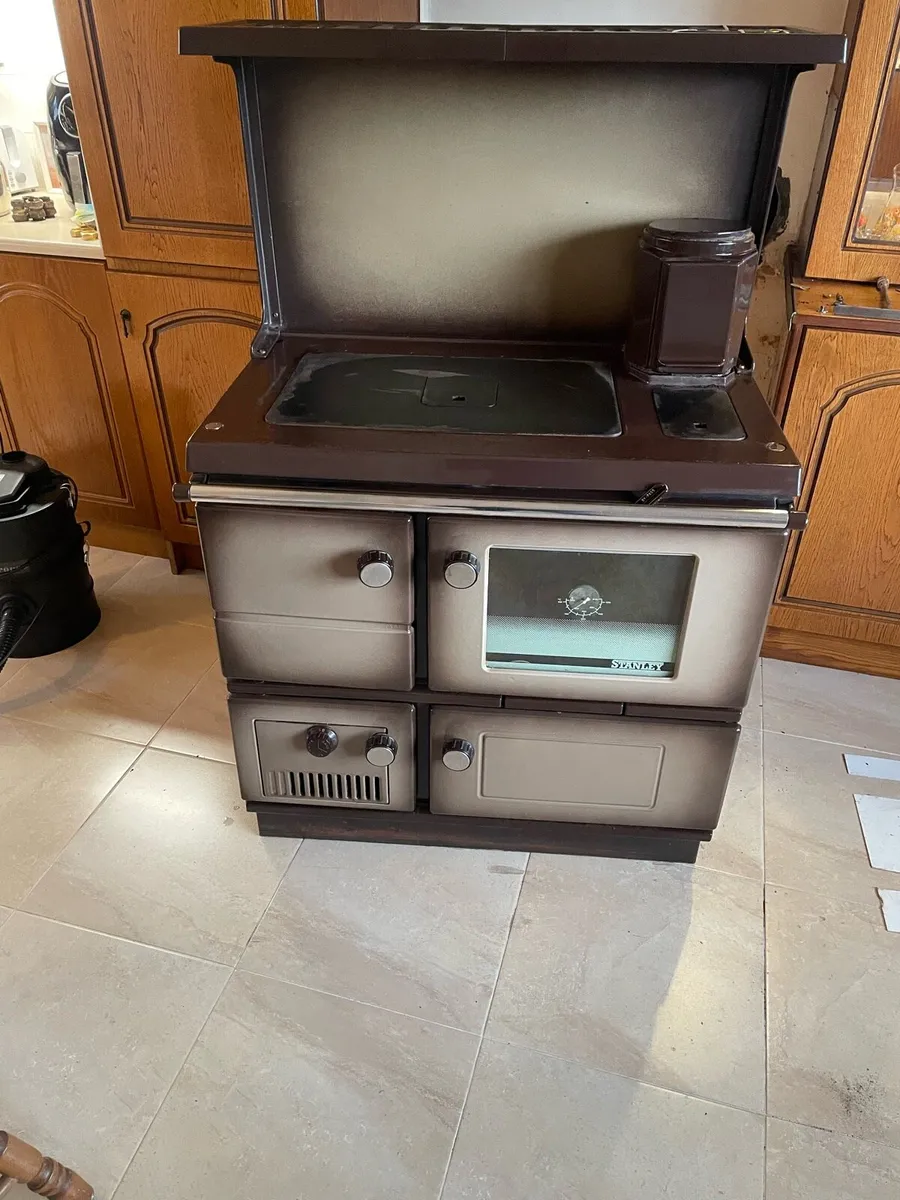 Heating cookers - Image 1
