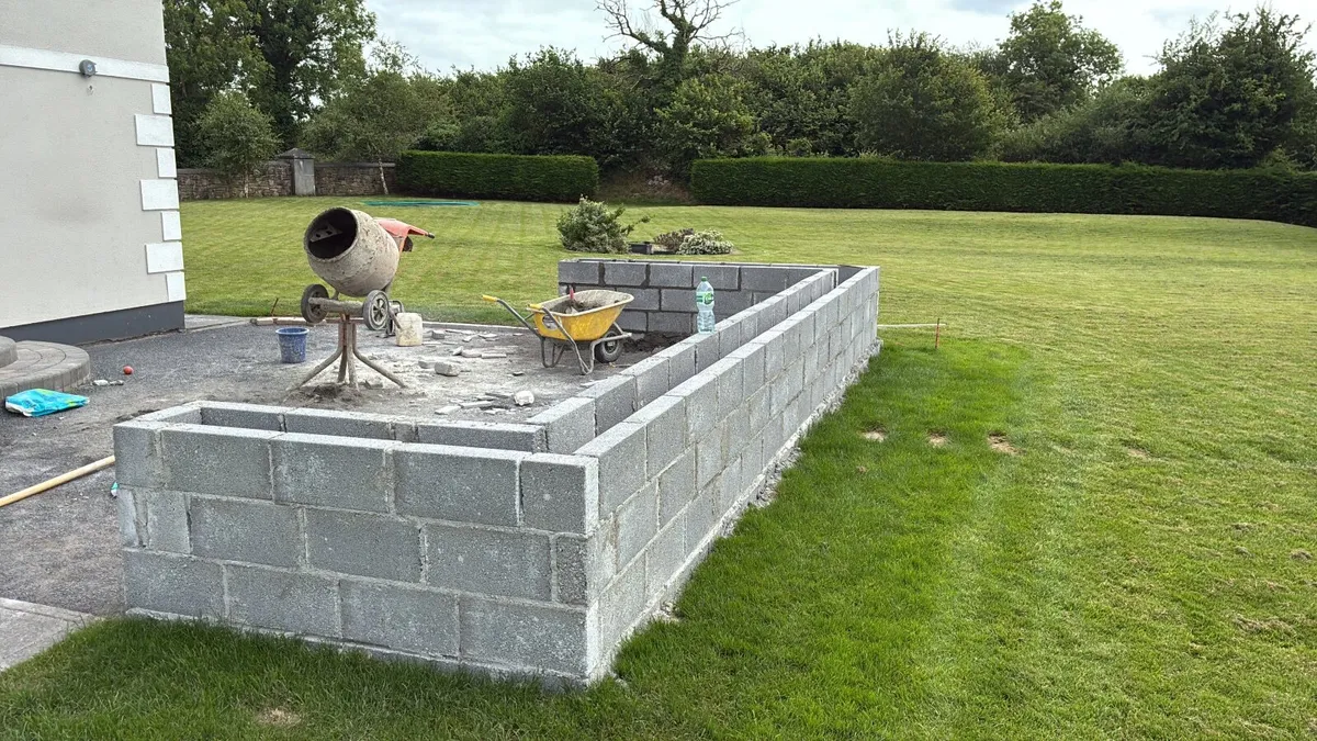 Blocklaying planter walls/garden walls / retaining - Image 2