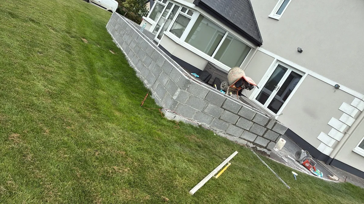 Blocklaying planter walls/garden walls / retaining - Image 3
