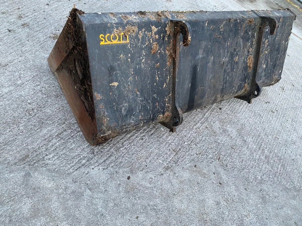 Scott 7”6q fit bucket - Image 1