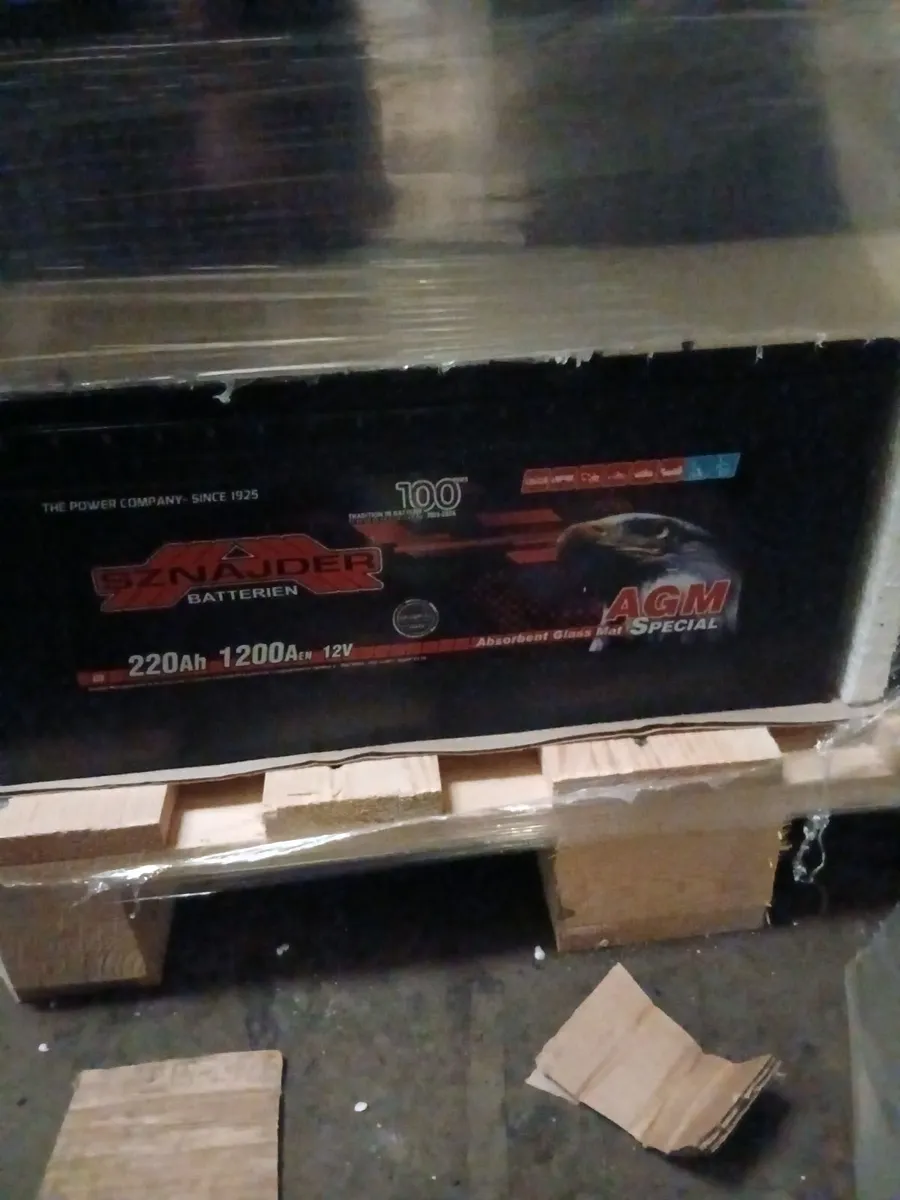 Car and truck batteries - Image 1