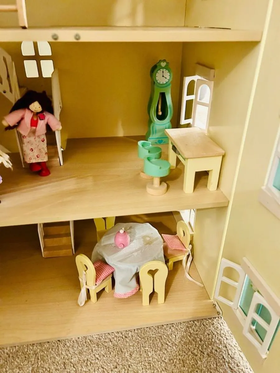 Dolls House - Image 4