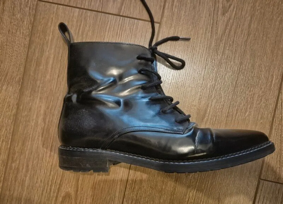 6-Pair Premium Shoe & Boot Lot Size EU 39 (Fly London, Wonders, INCH2 & Reebok) - Image 2
