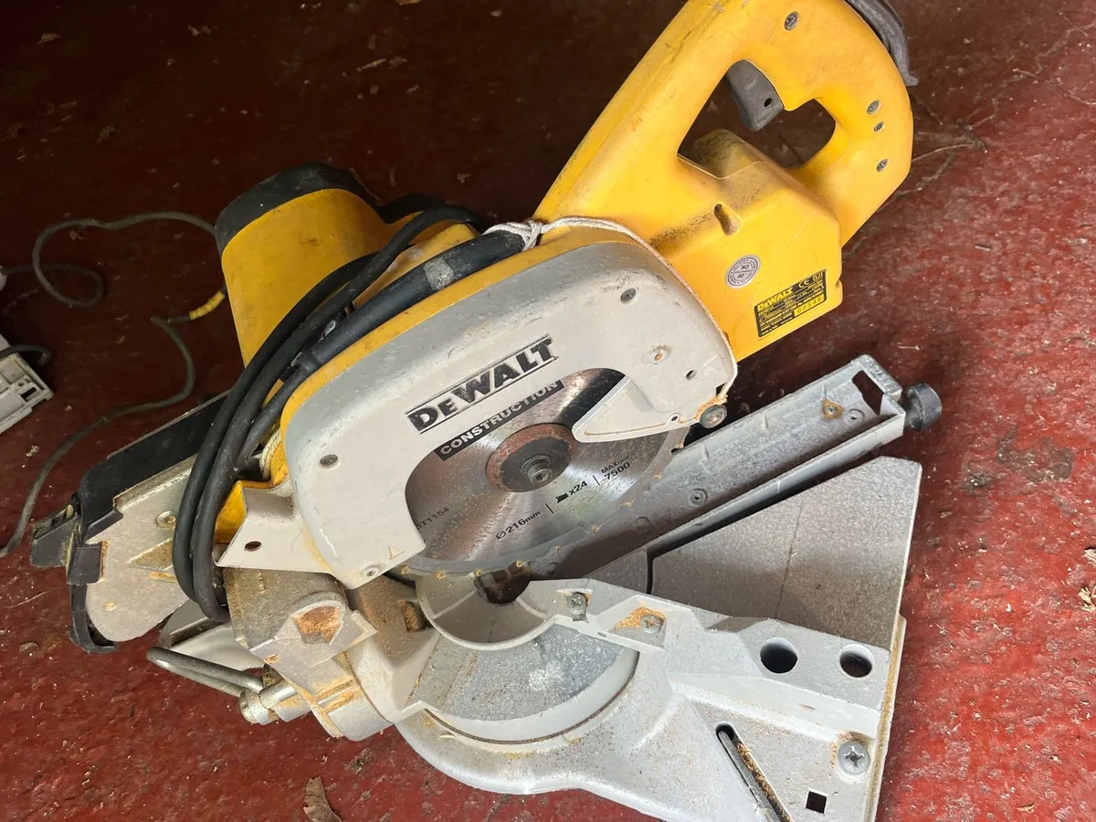 DeWalt Construction Saw - Image 1