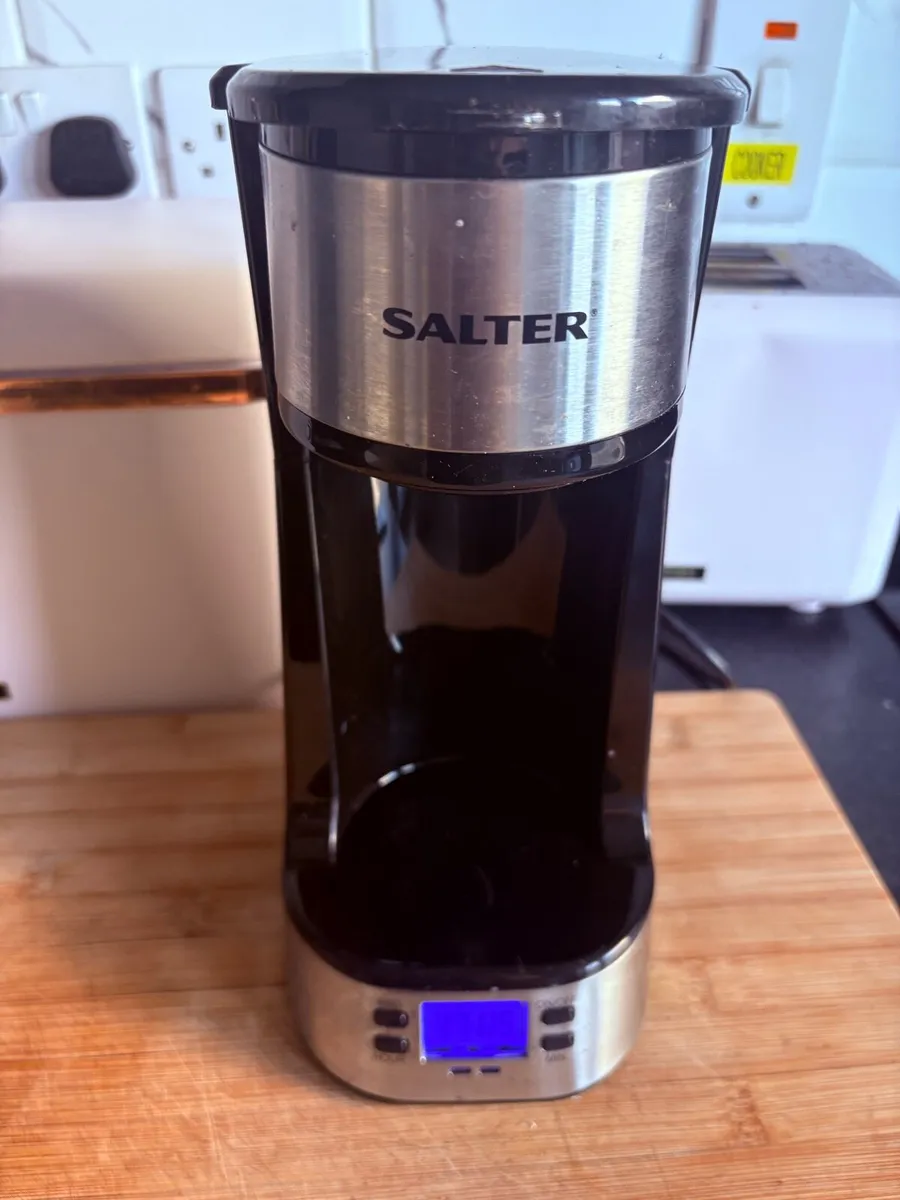 Ground coffee machine - Image 1