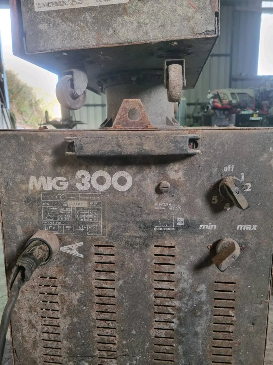 MIG WELDER 300 AMP - Image 1