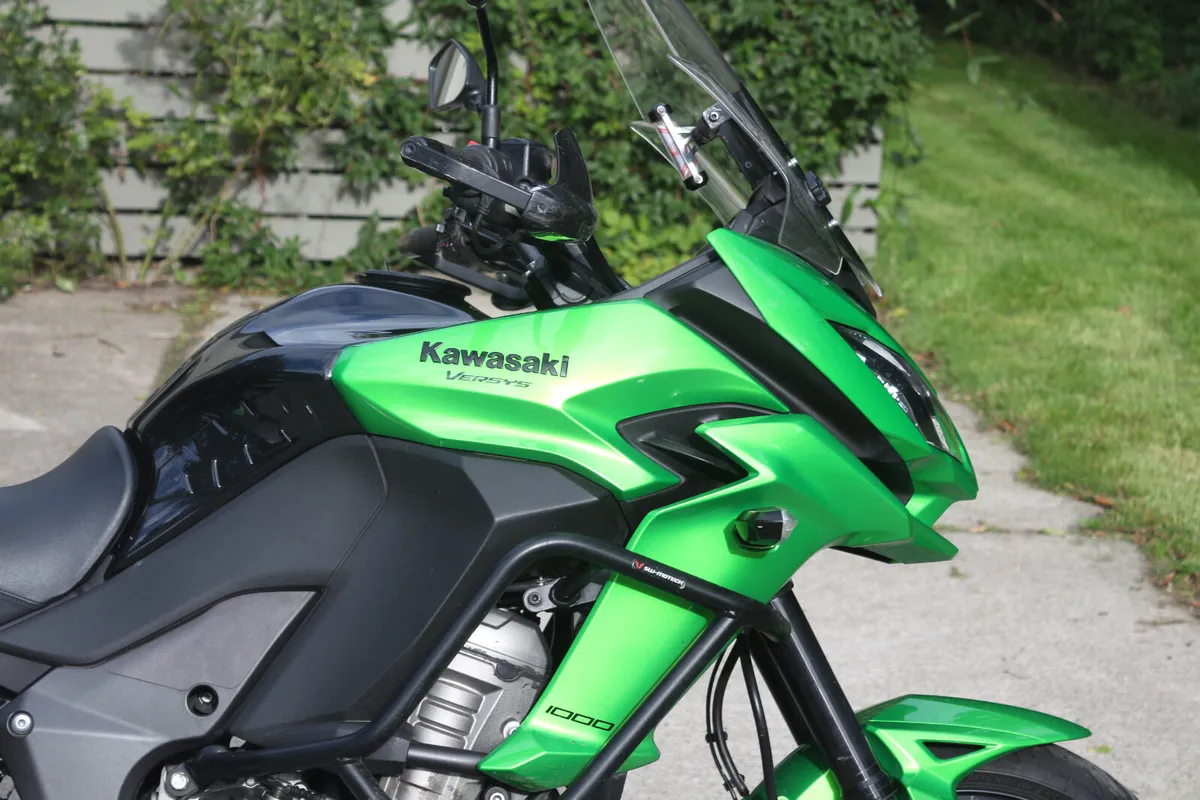 2016 Kawasaki Versys 1000 in original condition - Image 3