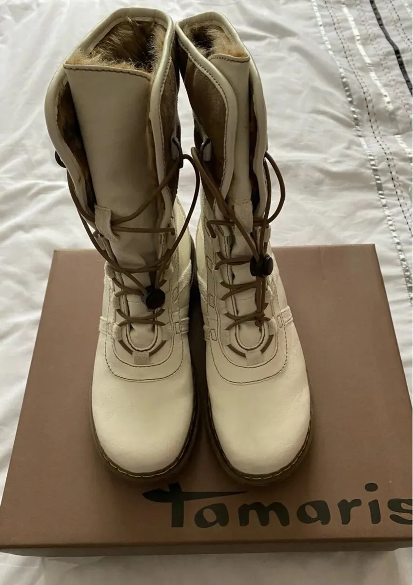 BRAND NEW Tomaris Ladies Boots, Size 40 / 7 - Image 3