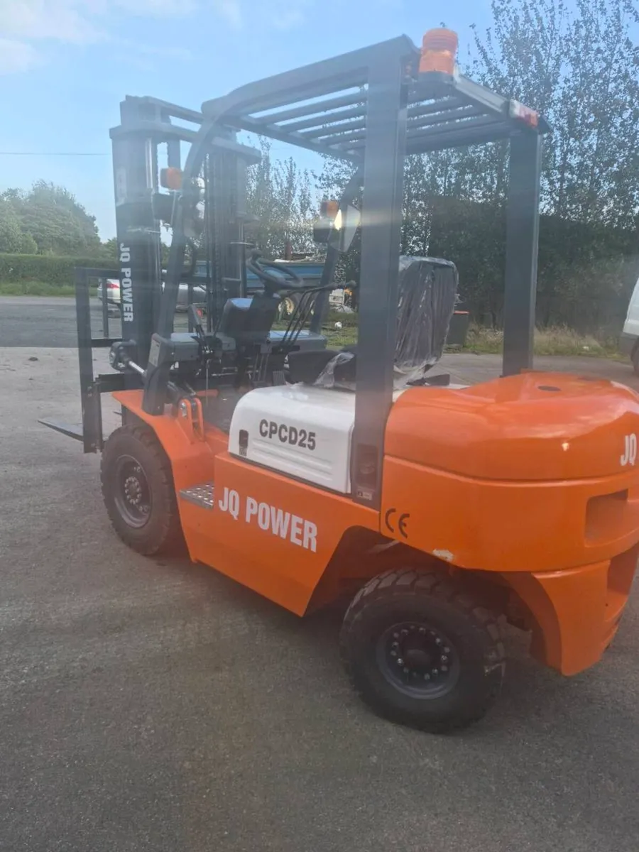 Forklifts - Image 2