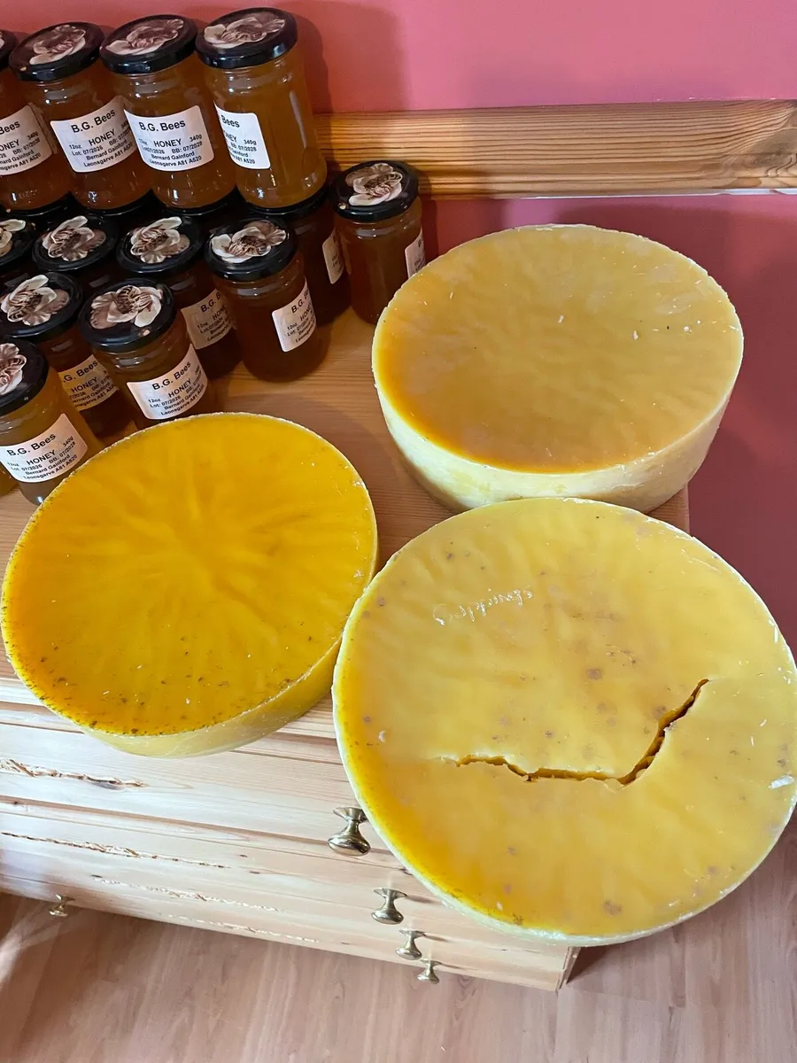 Pure beeswax - Image 2