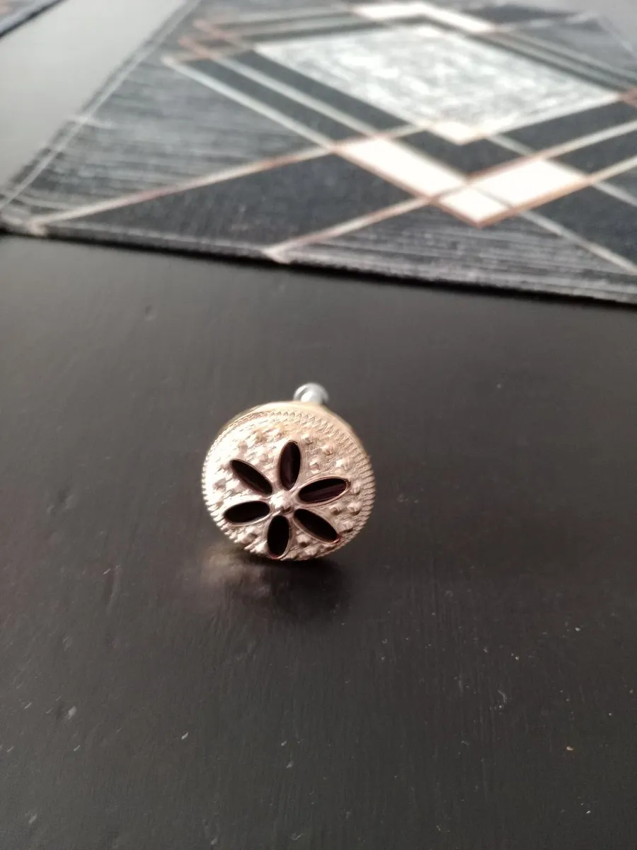 Kitchen knobs - Image 1