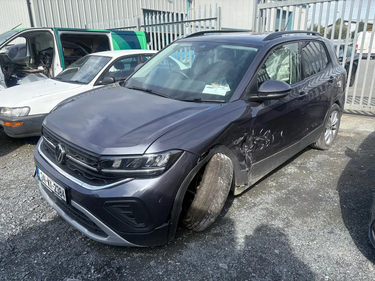2024 Volkswagen T cross  manual - Image 3
